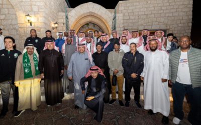 جمعية أصدقاء والاتحاد السعودي لكرة القدم يقيمان مأدبة عشاء لنجوم المنتخب الوطني السابقين في الدوحة.